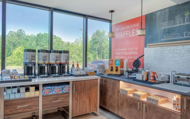 Hampton Inn New Philadelphia