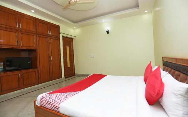 OYO Rooms Ghaziabad Railway Station 2