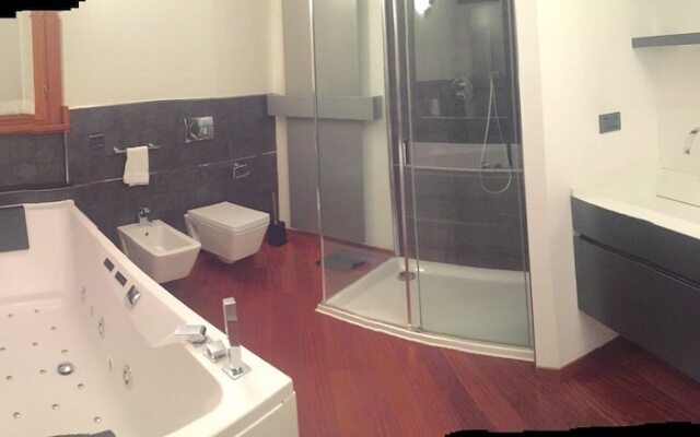 Giulia Luxury Apartment