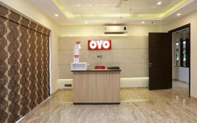 OYO 15228 Flagship New property @south city -2