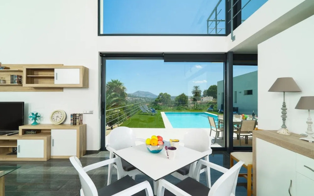 Villa Vera in Javea With 4 Bedrooms and 2 Bathrooms