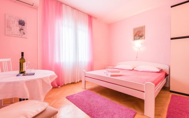 Rooms Ruža