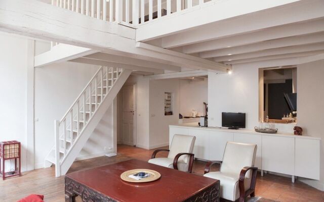 Observance -Nice  duplex apartment historic center