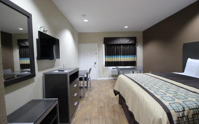 Scottish Inn & Suites