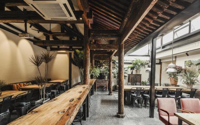 Peking Yard Boutique Hotel