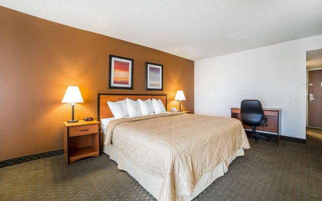 Lake Mead Inn
