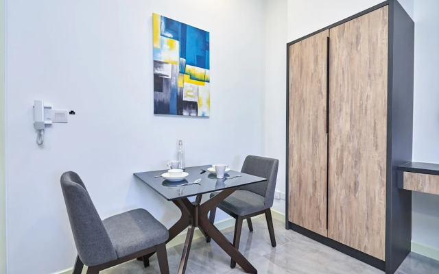 OYO Home 935 Breathtaking Studio Imperio Residence