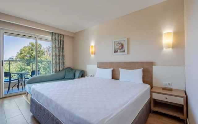 Sunrise Queen Luxury Resort & Spa