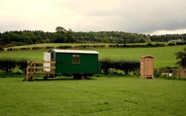 Shepherd's Hut @ Westcote