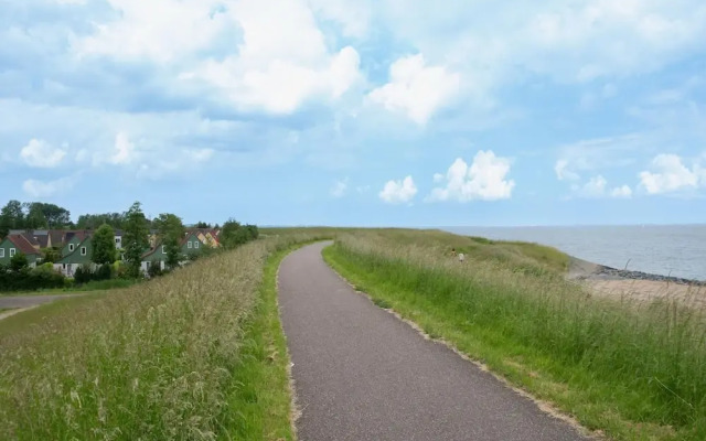 Zeeland Retreat; Sauna and Seaside Charm