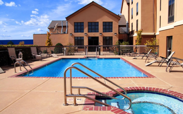 Hampton Inn & Suites Tulsa-Woodland Hills Hotel