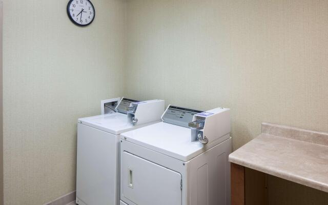 Hampton Inn & Suites Cedar Rapids - North