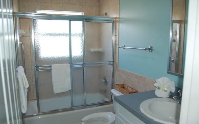 Aloha Kai - Unit 61 2 Bedrooms 2 Bathrooms Apts