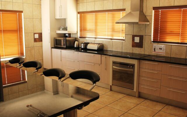 12 Calypso Mansion Self catering