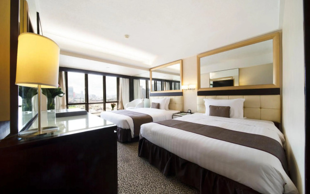 Regal Oriental Hotel