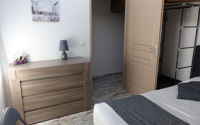 Château Pierre de Montignac