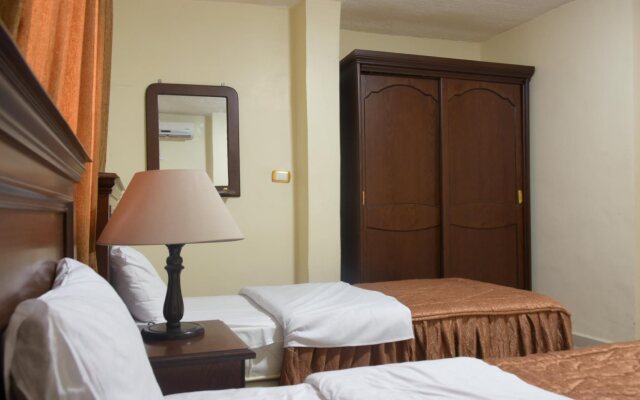 Cleopetra Hotel