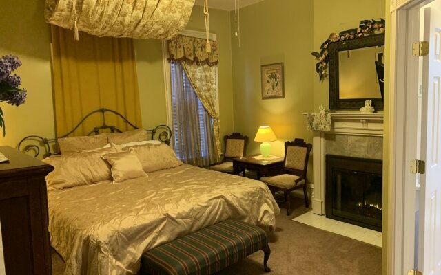 Bayberry House Bed & Breakfast