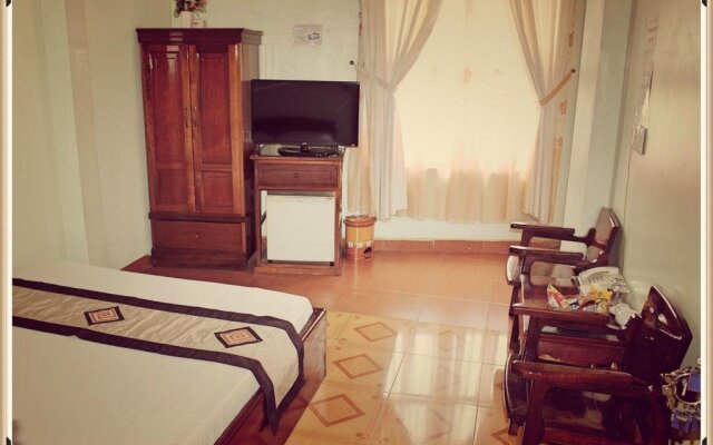 Phuong Nam Hotel