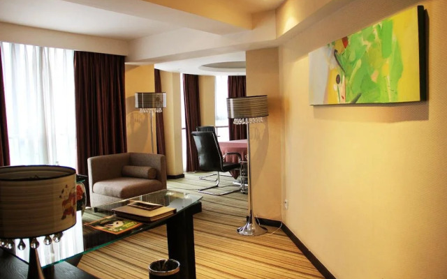 Minshan Ane Grand Hotel