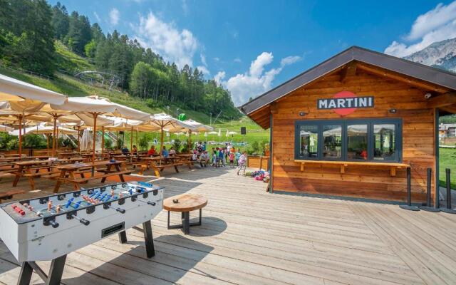 La Marmotta Campo Smith on the Ski Slopes