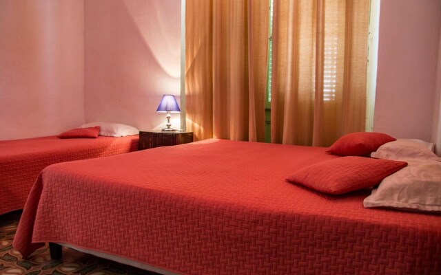 Hostal Casa Vieja