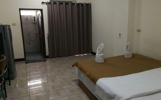 Soi 5 Apartment