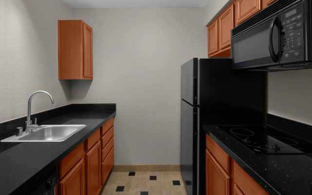 Larkspur Landing Extended Stay Suites Renton