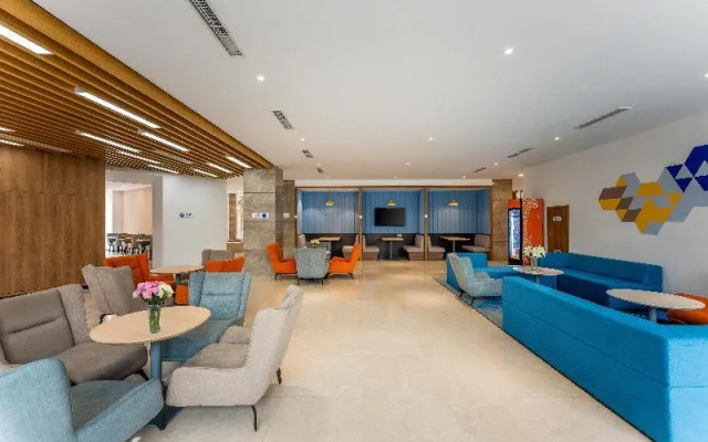 Holiday Inn Express Tianjin Airport East – Lobby – Tianjin