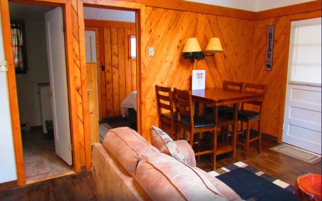 Chinook Winds Lodge