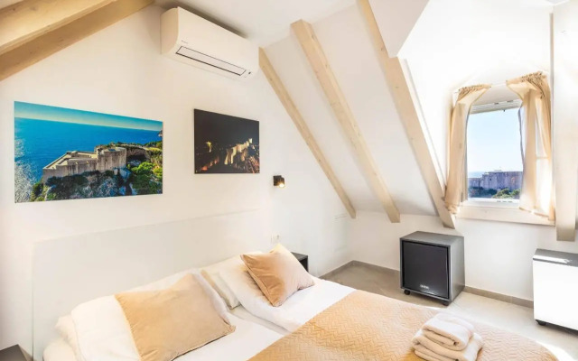 Stunning holiday house in the Old town by Irundo
