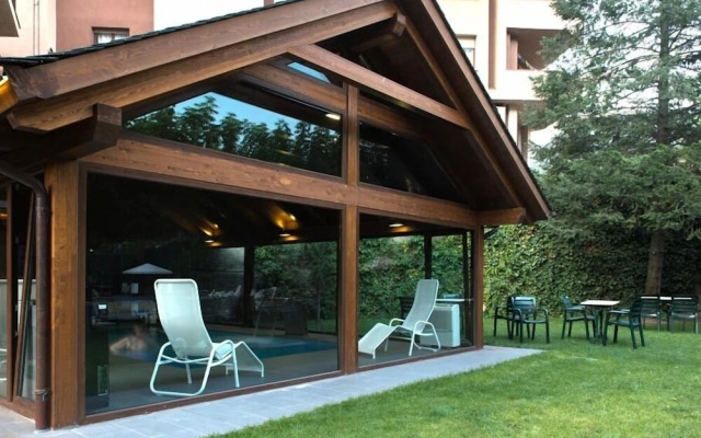 Apartamentos Pessets Adelaida