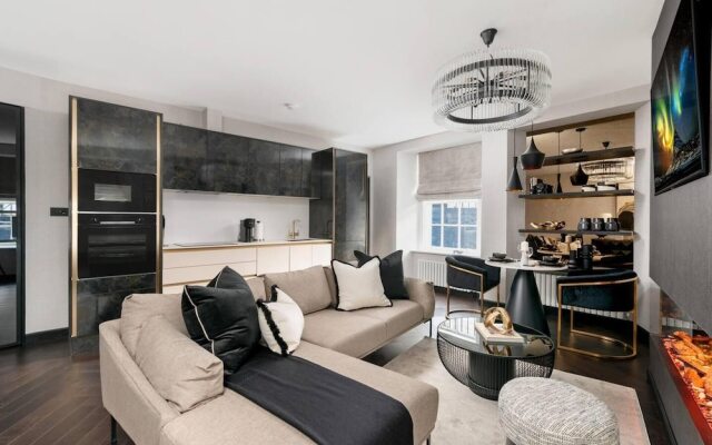 Luxury West End Oasis - Lux Spa Bath - Romantic