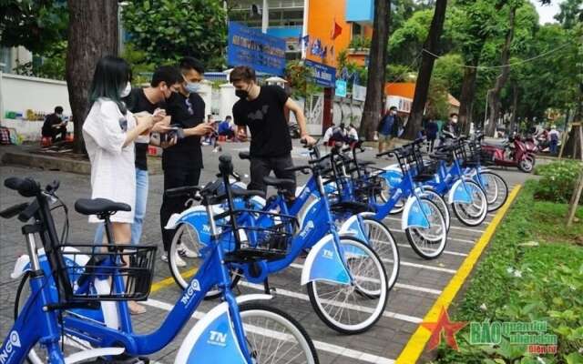 Hanoi Triumphal