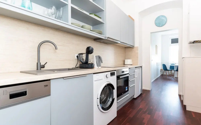 Comfortable Apartments Vienna 1100