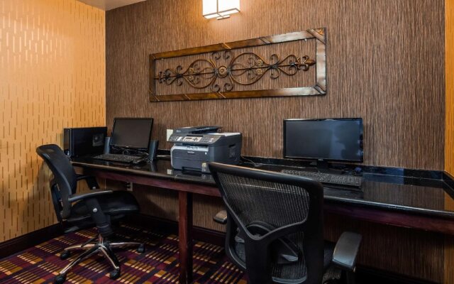 Best Western Plus Midwest Inn & Suites