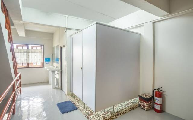 OYO 723 Lamphun Hostel