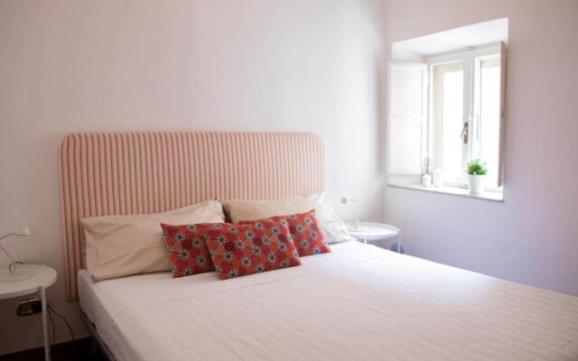 The Best Rent - Piazza di Firenze Apartment