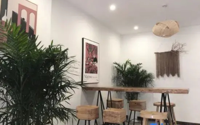 Ruyuan Homestay (Fairy Mountain Visitor Center)
