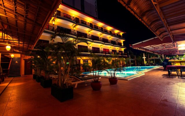 Grand Sihanouk Ville Hotel