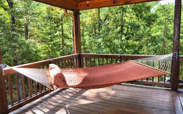 Snuggled Inn - Blue Ridge Ga