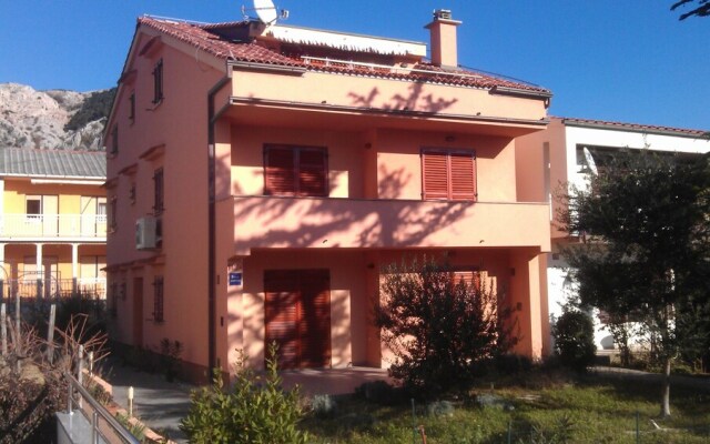 Barbalić Dario Apartment 1 with garden terrace