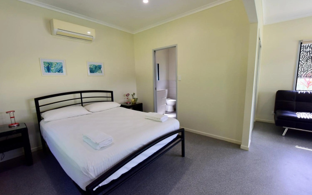 Daintree Peaks ECO Stays – Guest Rooms – Diwan