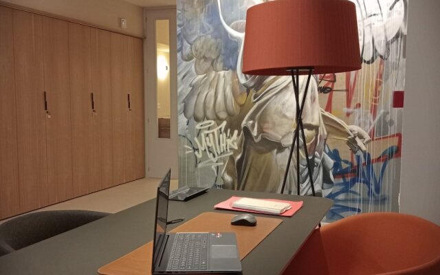 Mythic Valencia Hotel