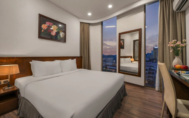 Mitisa Hotel Da Nang - Near Dragon Bridge