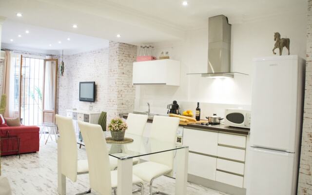 Apartamentos Sevilla Palace