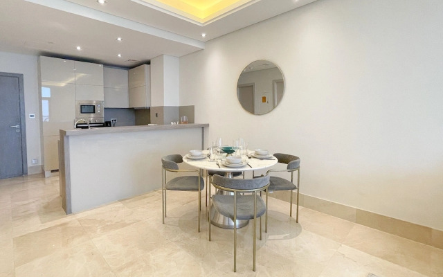 Maison Privee - The 8 Palm