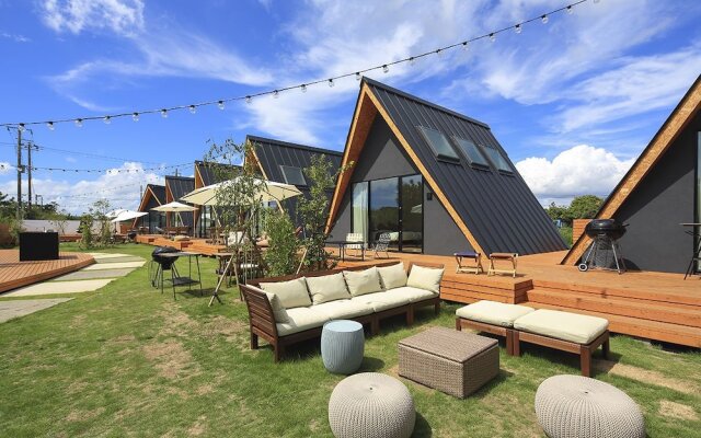 TENT Ichinomiya Glamping Resort