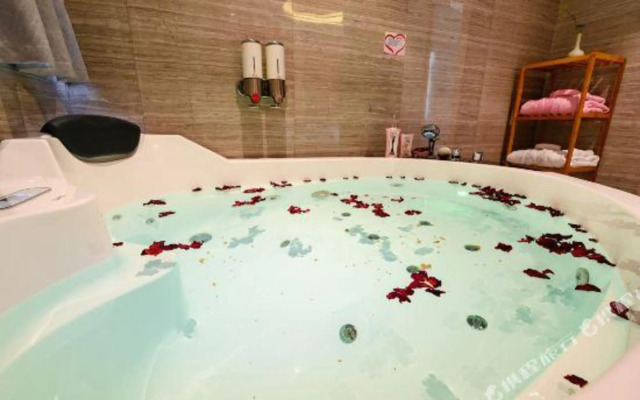 Higher Boutique Hltel