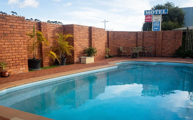 Yambil Inn Motel